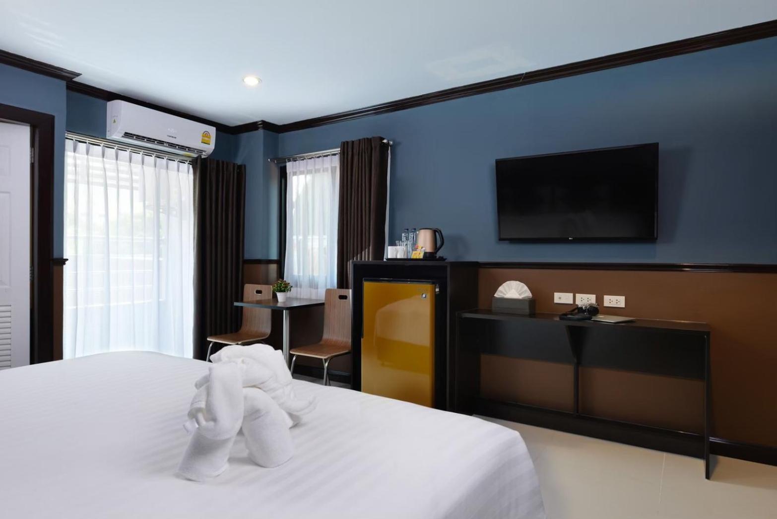 The Breton Hotel Media Бангкок Екстер'єр фото